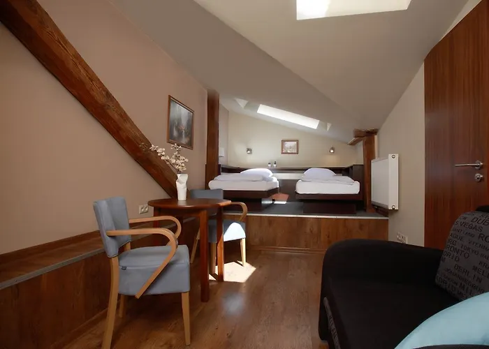 Salve Station Cracovia