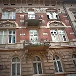 Salve Station 公寓式酒店