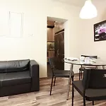 Salve Station 公寓式酒店 3*