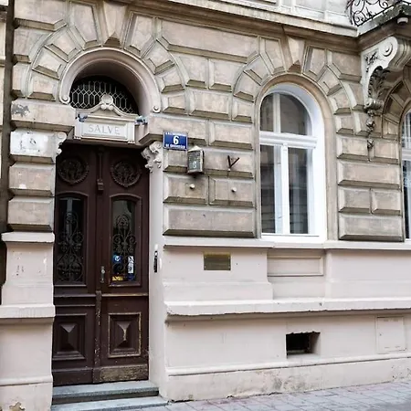 Hotel apartamentowy Salve Station