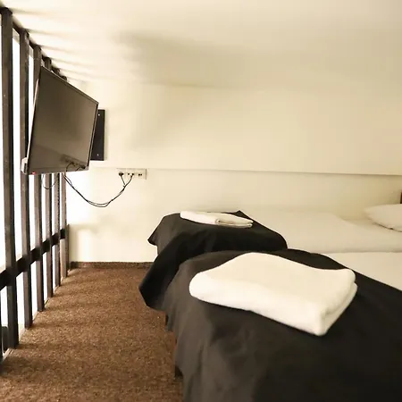 Hotel apartamentowy Salve Station 3*