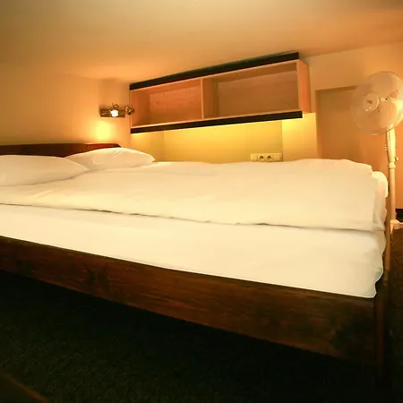 Salve Station 3* Cracovie