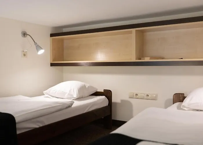 Aparthotel Salve Station